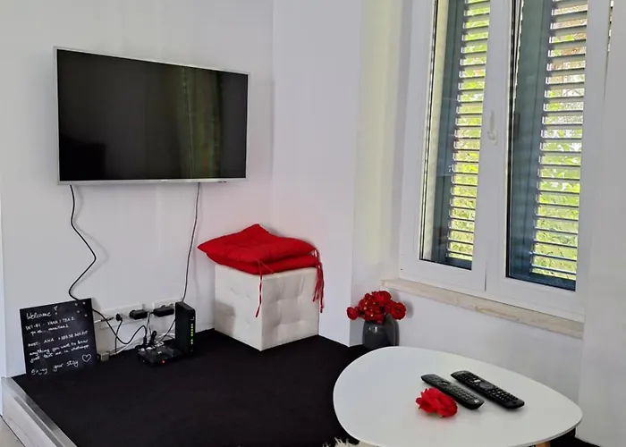 Vana & Tea Luxury * Split